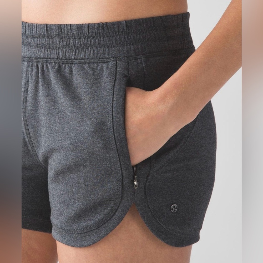 Lululemon Take Ten Short *Rare piece*
